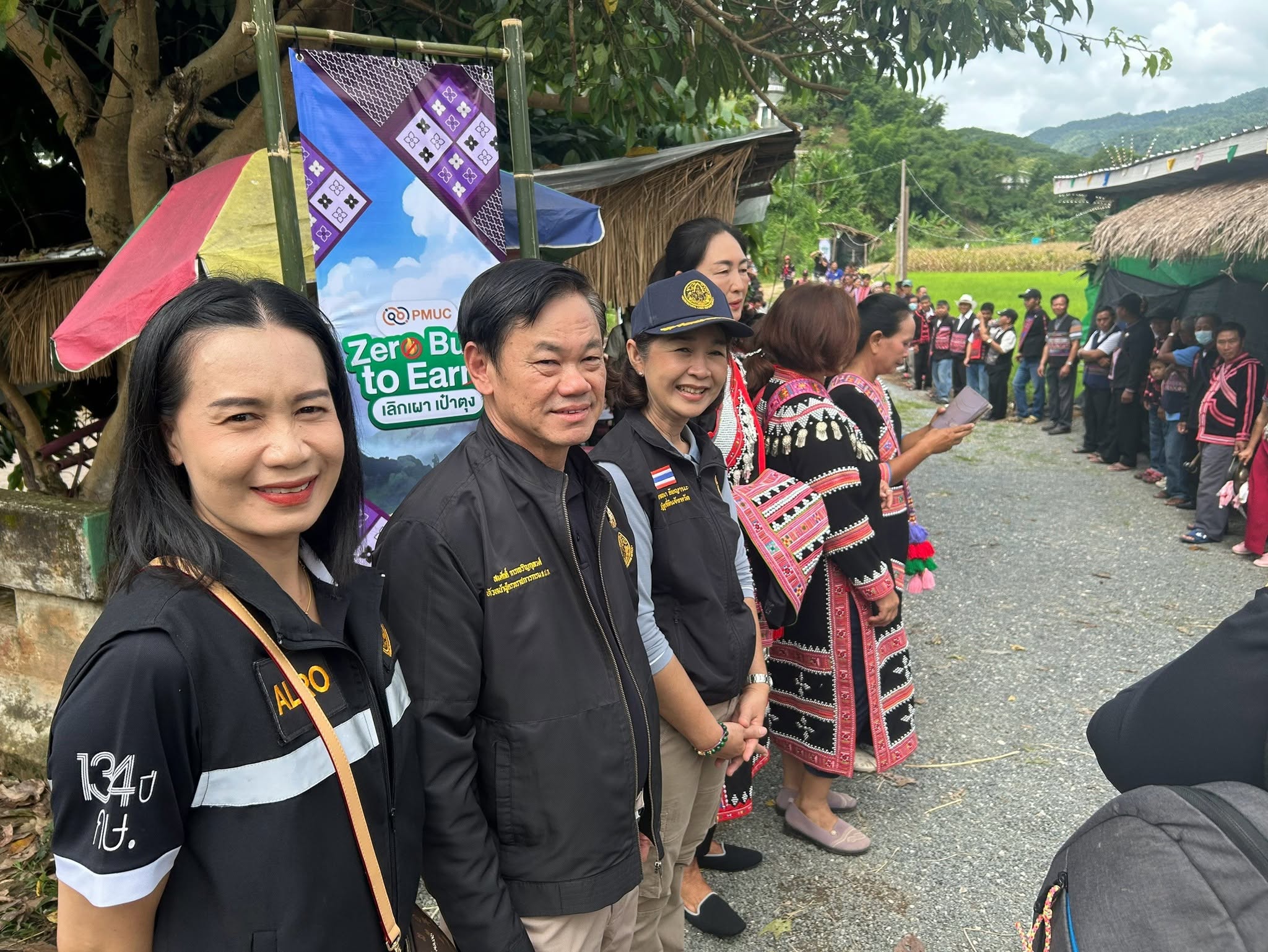 title - ส.ป.ก. ร่วมติดตามรองนายกรัฐมนตรีและรัฐมนตรีว่าการกระทรวงอุดมศึกษา วิทยาศาสตร์ วิจัยและนวัตกรรม (ศ.ดร.ยศชนัน วงศ์สวัสดิ์) พร้อมด้วยรัฐมนตรีช่วยว่าการกระทรวงเกษตรและสหกรณ์ (นางสาวปิยะรัฐชย์ ติยะไพรัช) ลงพื้นที่ ตรวจราชการใน อำเภอแม่จัน จังหวัดเชียงราย